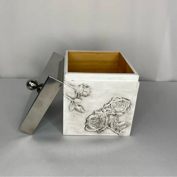 Flower Themed Handmade Box - Picture 3 of 4